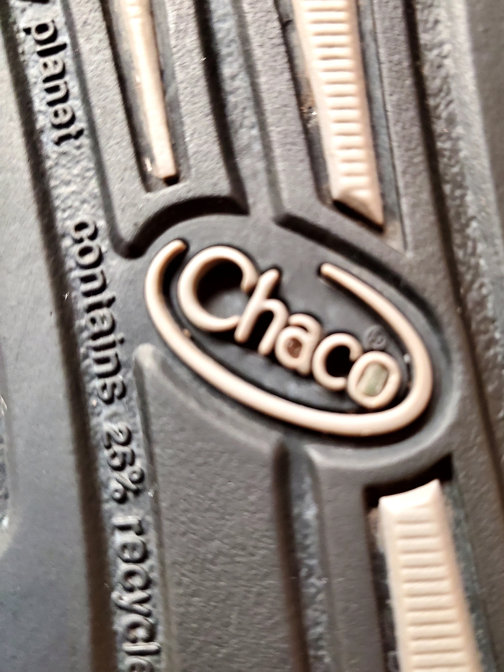 Chaco Women’s Size 11 Black Strappy Adventure Sandals - Picture 2 of 10